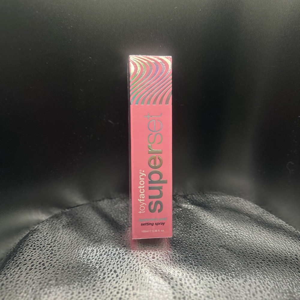 Pink Setting Powder for a Flawless Finish